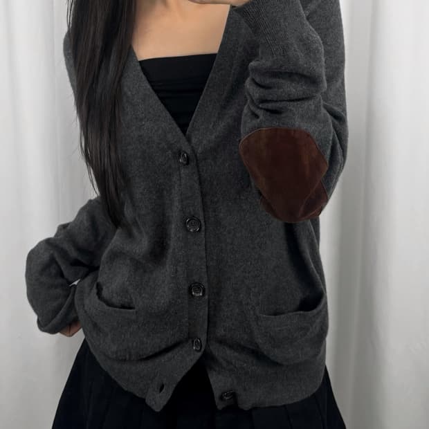 폴로 엘보우 패치 그레이 가디건