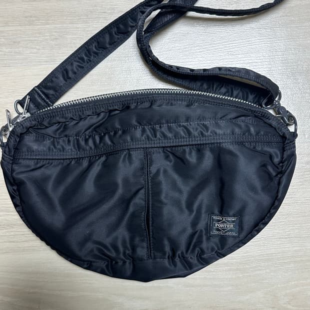 PORTER 요시다 포터 반달 숄더백 블랙