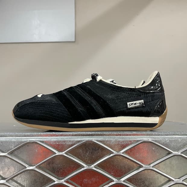 아디다스X송포더뮤트 컨트리 블랙 240 (gr-5202)