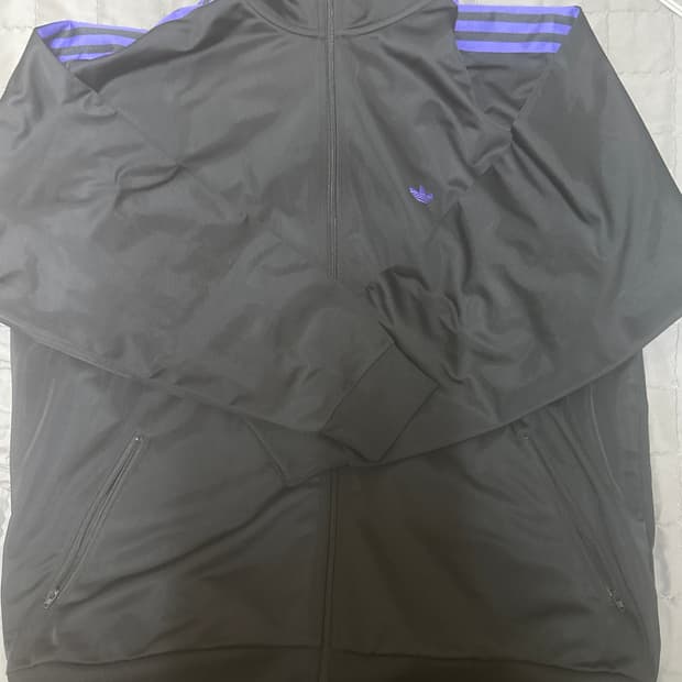 아디다스 트랙탑