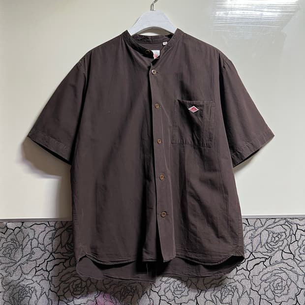 단톤 차이나카라 브라운 셔츠
