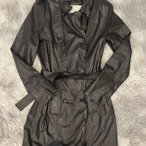 쟈딕앤볼테르 블랙 양가죽 트렌치코트