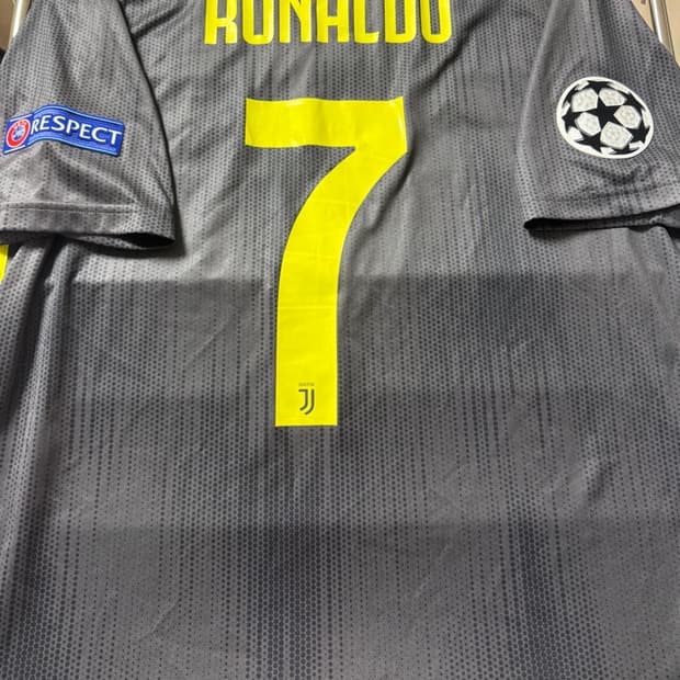 [아디다스] 18/19 18-19 유벤투스 써드 No.7 호날두
