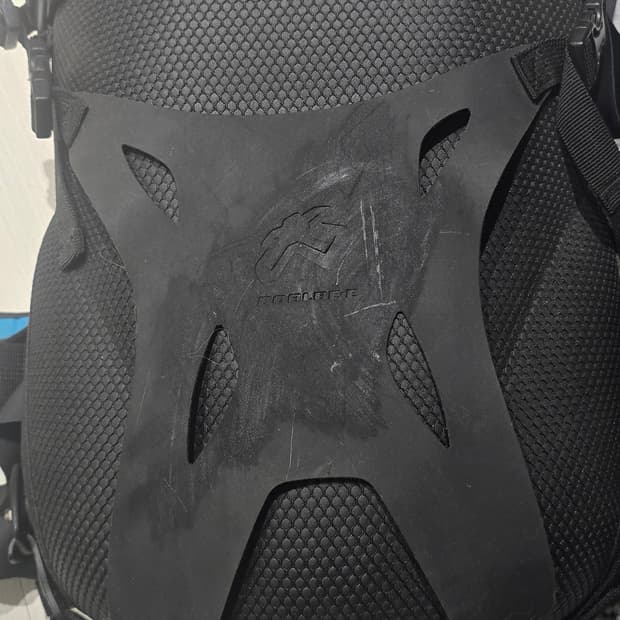 보블비 하드 백팩 유니섹스