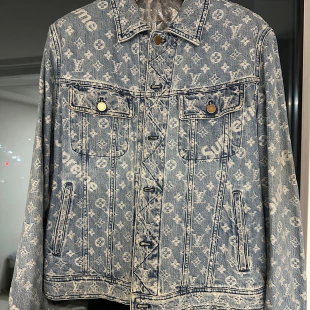 루이비통 슈프림 트러커 데님 자켓 50사이즈