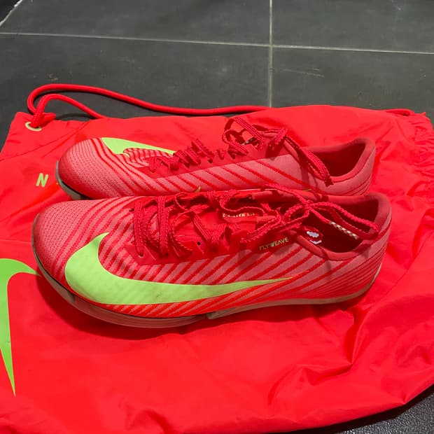 [245]나이키 줌 맥스플라이2