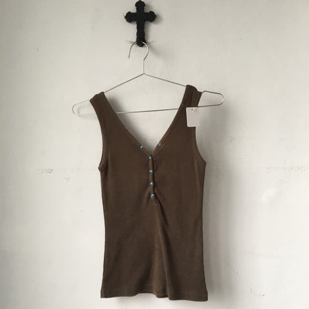 Henry neck ribbed sleeveless