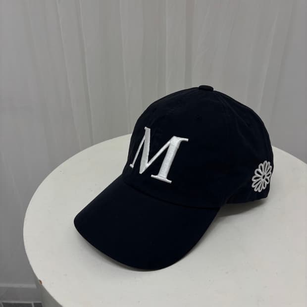 Mardi Mercredi 볼캡