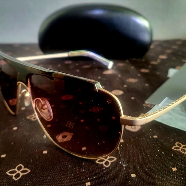 [미사용 새상품] john varavatos-존 바바토스 선글라스