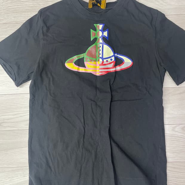 비비안웨스트우드 반팔 38