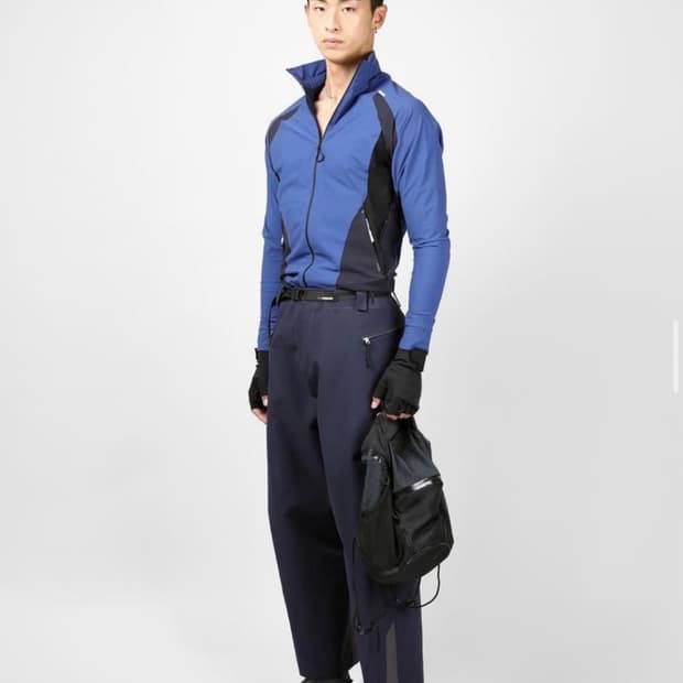 Hyein seo sports trainning zip 1