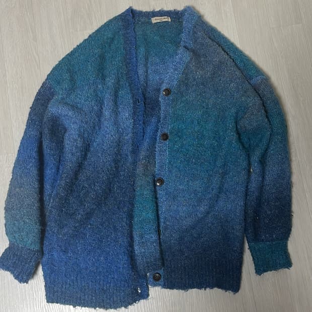 그라데이션 블루톤 빈티지 가디건