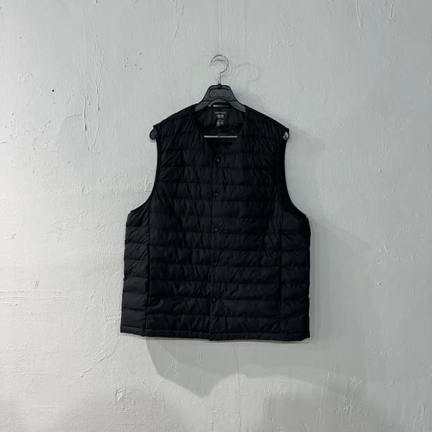 유니클로 퍼프테크 경량패딩조끼 여성L