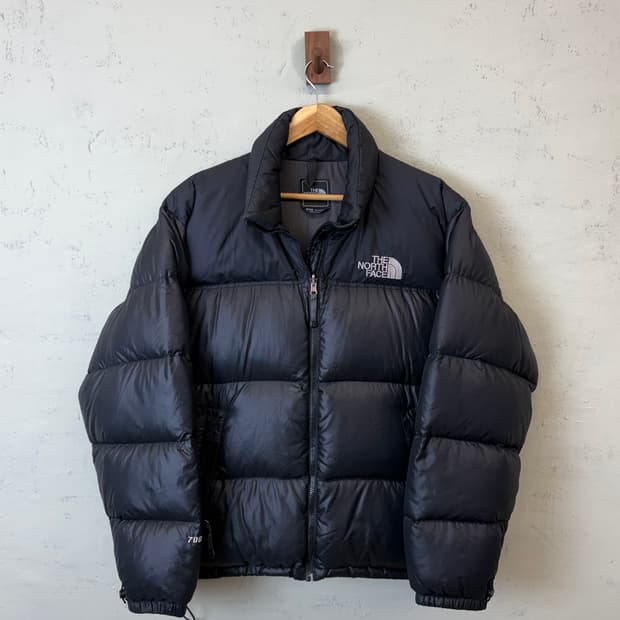노스페이스 해외판 700 눕시 다운 패딩 블랙
