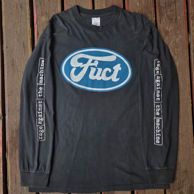 Fuct 롱슬리브