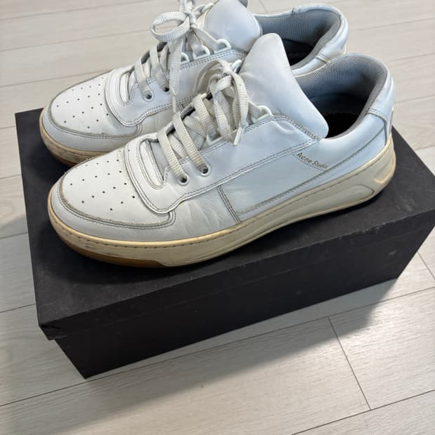 아크네 스튜디오 페리 레이스업 스니커즈 EU42