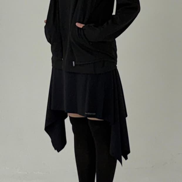 지초이컴포트 플레어 스커트 블랙 1사이즈