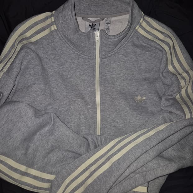 아디다스 스케이트보딩 트랙자켓 져지 그레이 HC2188