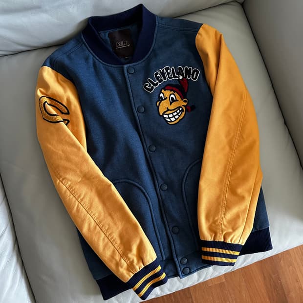 MLB 클리블랜드 인디언스 바시티 자켓 105