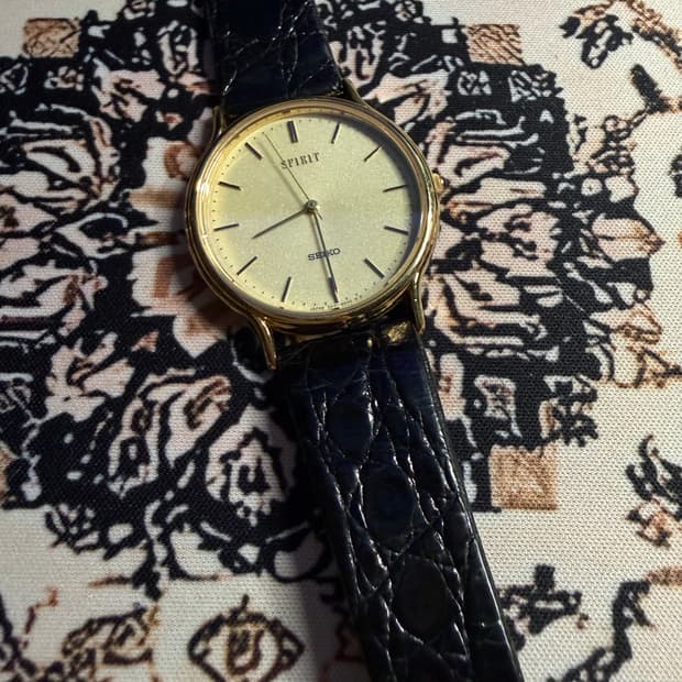 SEIKO 빈티지 쿼츠 시계