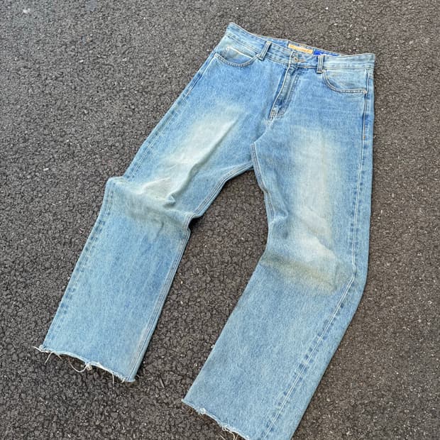 프리즘 웍스 셀비지 밑단 컷팅 데님팬츠