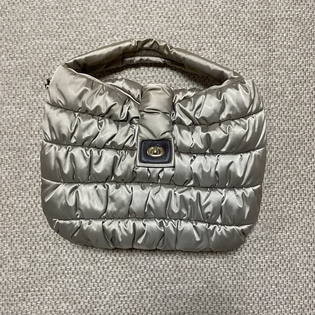 Y'SACCS 패딩 토트백 새상품