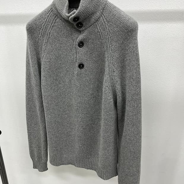 105) 에르메스 캐시미어 버튼니트 