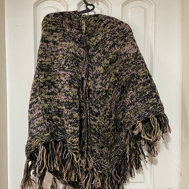 네팔 100% 헤비울 니트 케이프