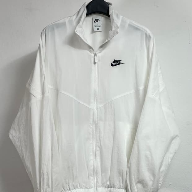 나이키 우먼스 스우시 윈드러너 바람막이 (on.153)   