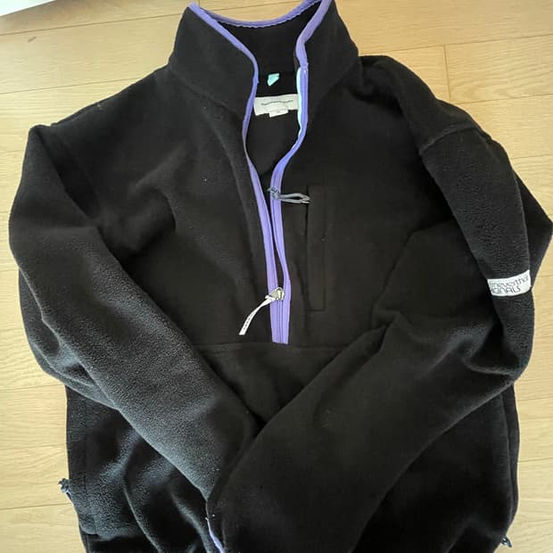 thisisneverthat 하프집업 플리스