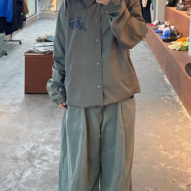챔피온x디스이즈네버댓 22fw 콜라보레이션 코치 자켓 H847