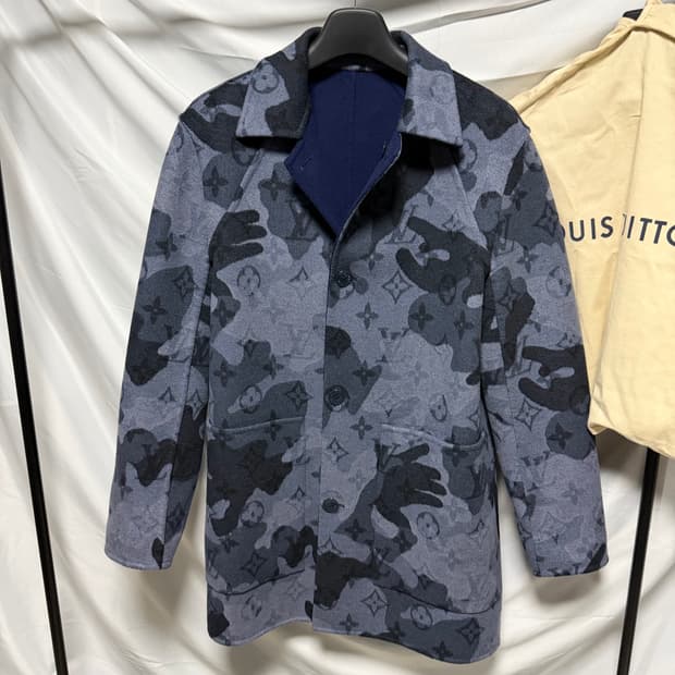 [S+급/50] 루이비통 모노그램 리버서블 카모 코트