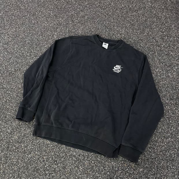 나이키 멀티로고 블랙 맨투맨