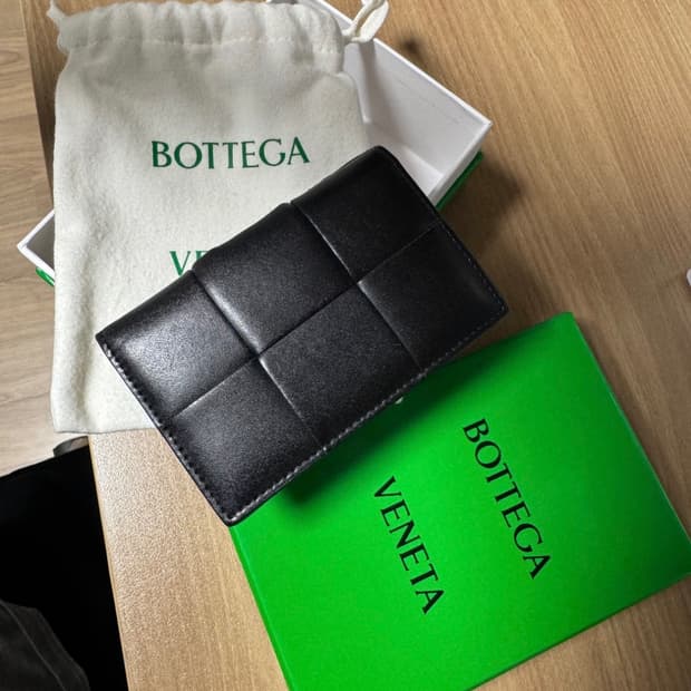 보테가베네타 카드지갑 오거나이저 블랙 판매 