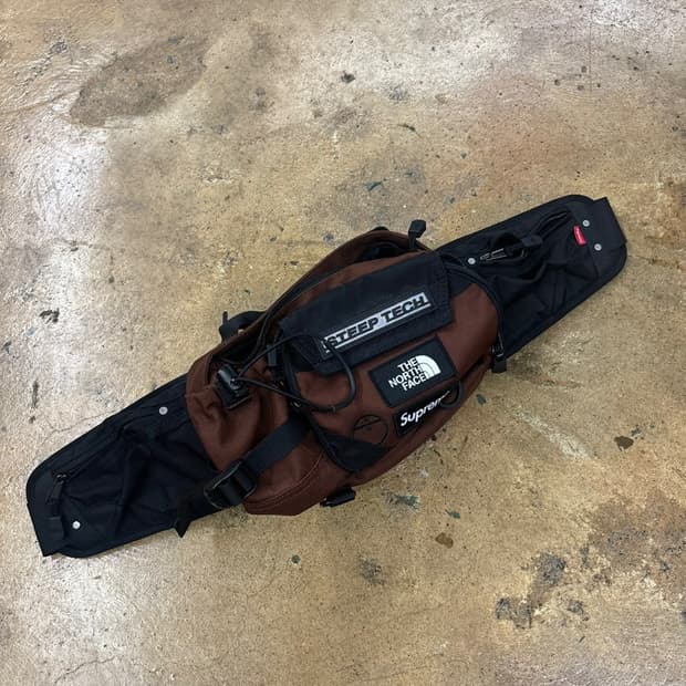 슈프림 x 노스페이스 스팁 테크 웨이스트백 브라운 22FW