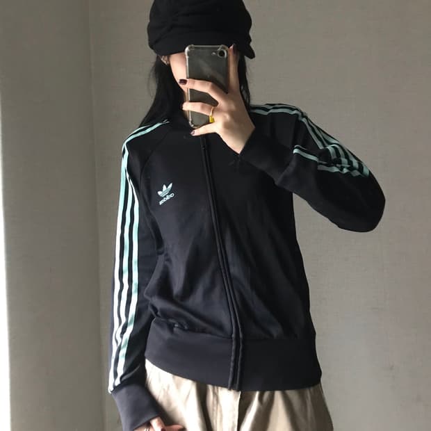 아디다스 블랙 민트 져지