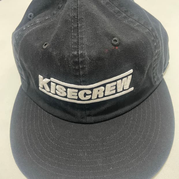 KISECREW 기세크루 검정 스냅백