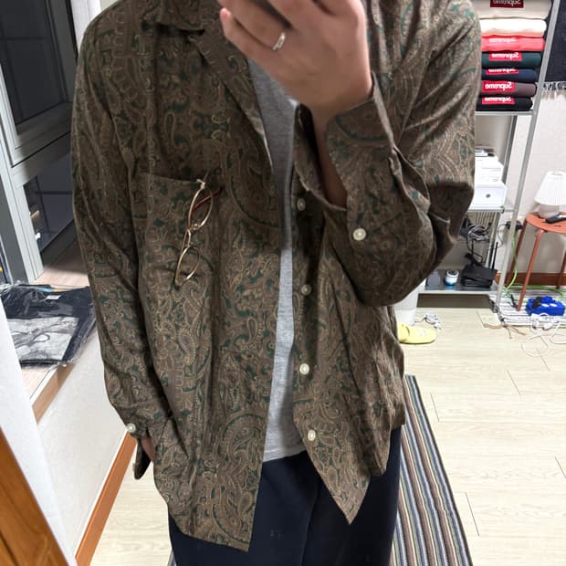 와코마리아 페이즐리 셔츠