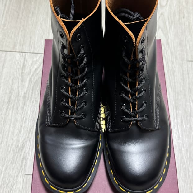 [280 1회착] 닥터마틴 1460 Mie