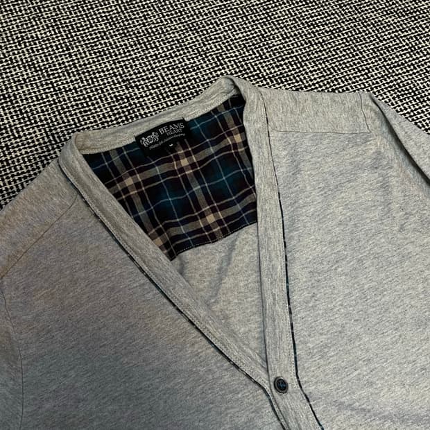 빔즈 체크 디테일 면 가디건