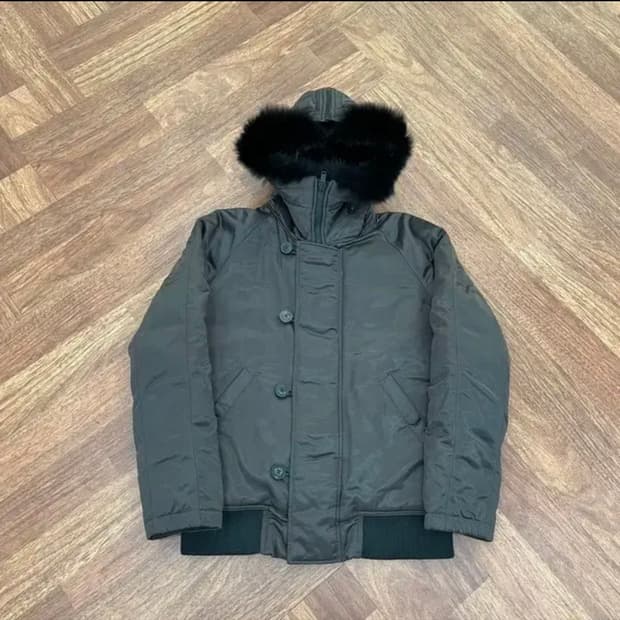 띠어리 시어링 무스팅패딩/몽클레어 스톤 옴므 우영미 준지 프라다 톰포드