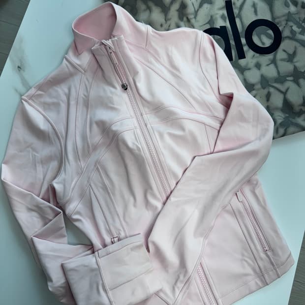 룰루레몬 디파인 자켓 & 알로요가 쇼퍼백