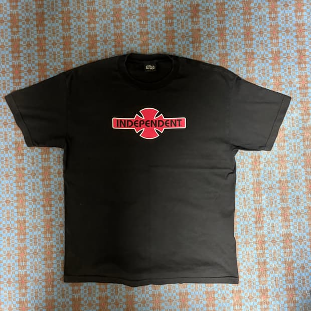 90s independent tee