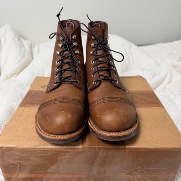 레드윙 8111 8EE 1회착 판매