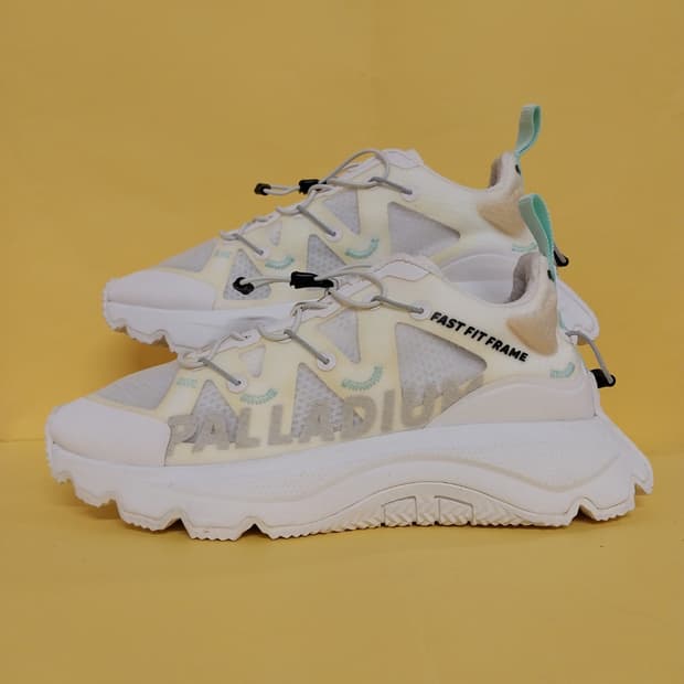 여성 팔라디움 썬더 라이트 플랫폼 스니커즈, 운동화 (245)