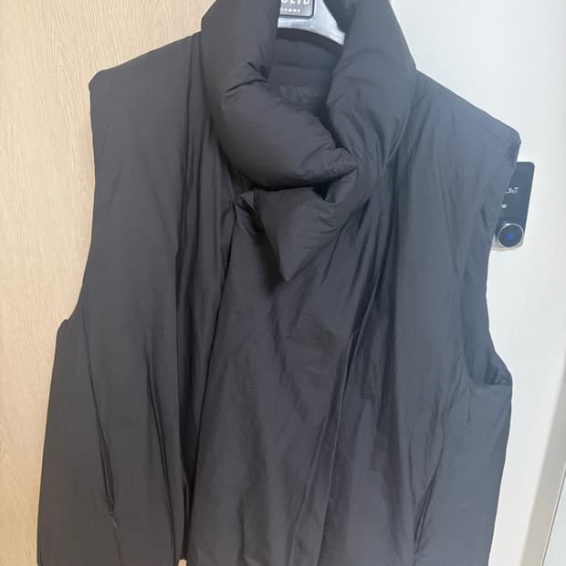 시스템옴므 크링클 구스다운 패딩베스트 105