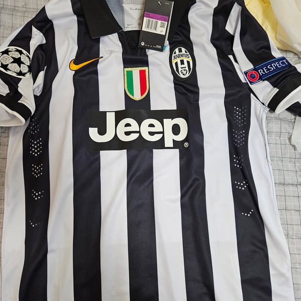 14-15 유벤투스 홈 챔스버전