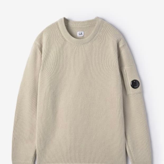 c.p. company 니트 베이지 48사이즈
