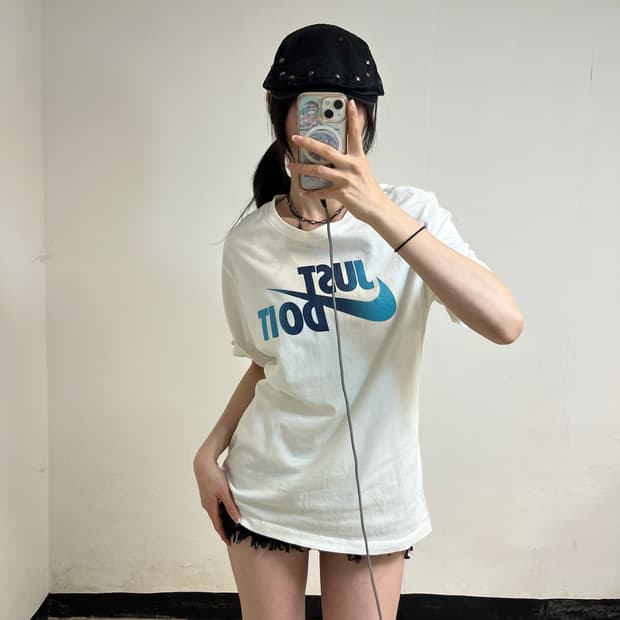 Nike t-shirt
