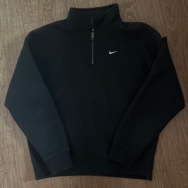 나이키 스우시 반집업